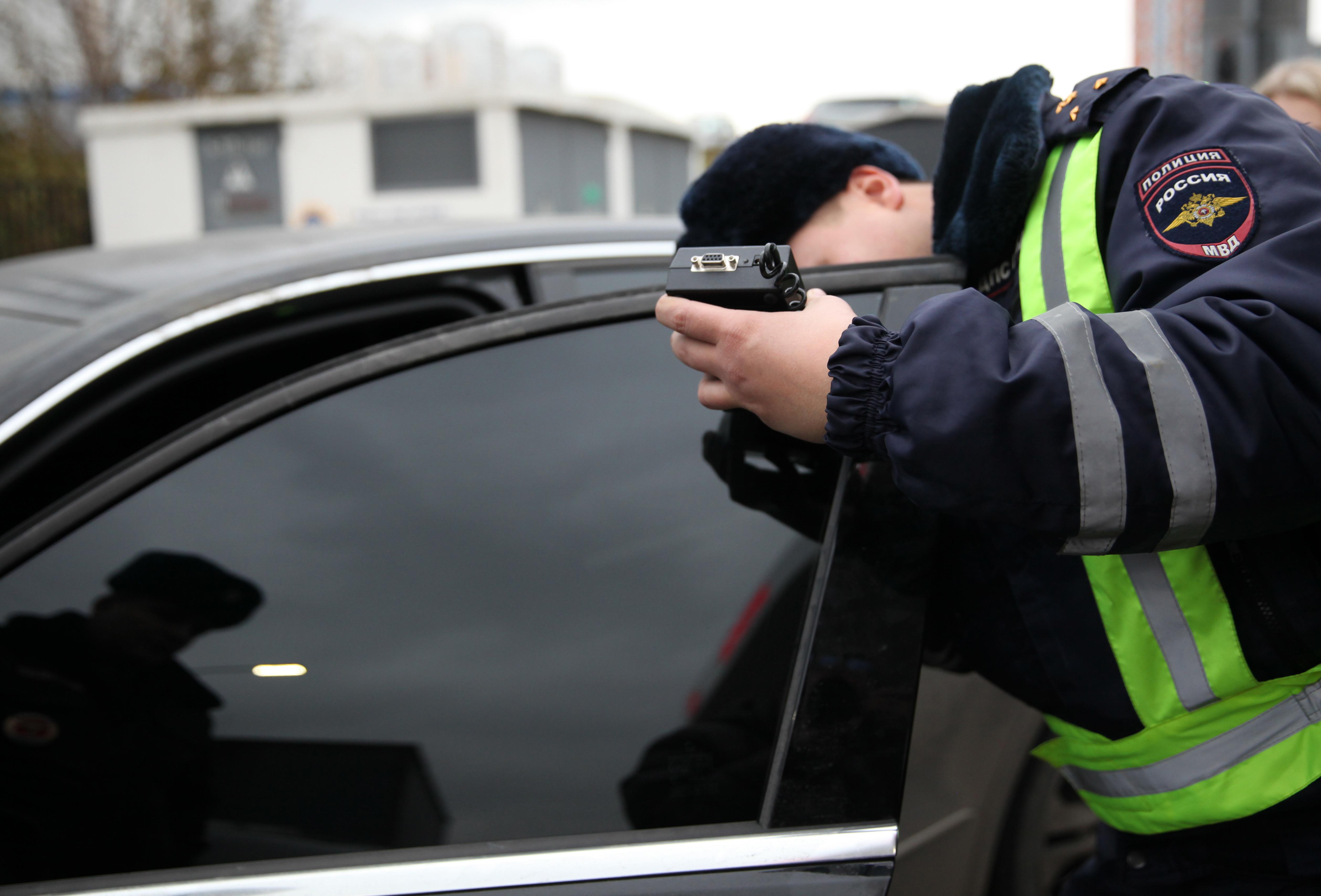 Штраф за тонировку в 2026 году: допустимые нормы, ПДД и последствия для водителя