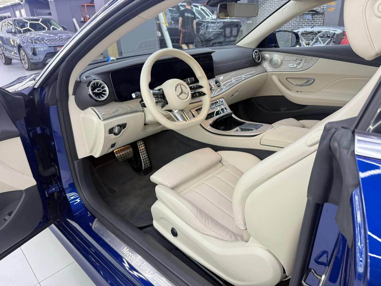 Полировка, керамика, химчистка и перекрас бампера Mercedes‑Benz E‑Class: комплексное обновление